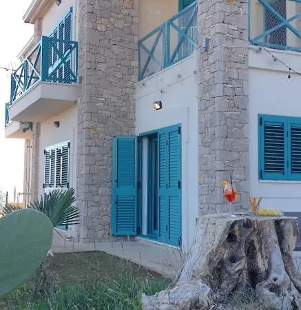 Magic Bay Himare Lodge Porto Palermo