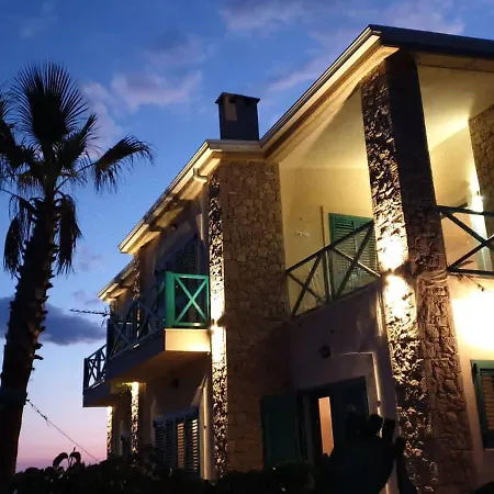 Magic Bay Himare Lodge Porto Palermo